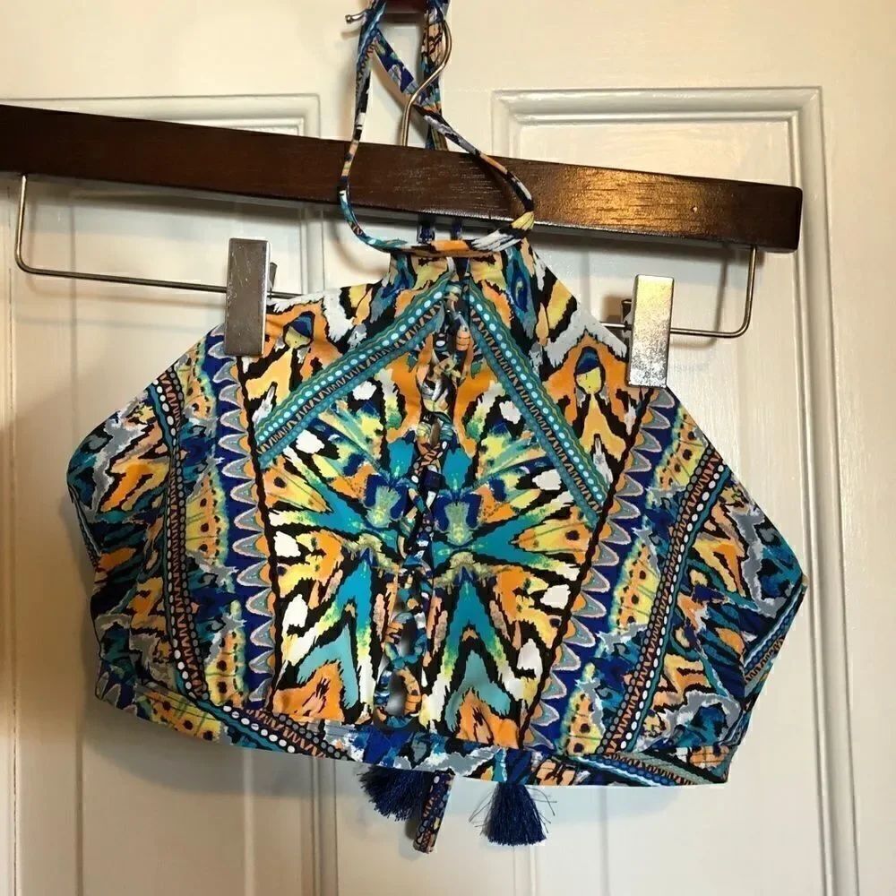 Patterned swim top🧡   - Picture 1 of 5